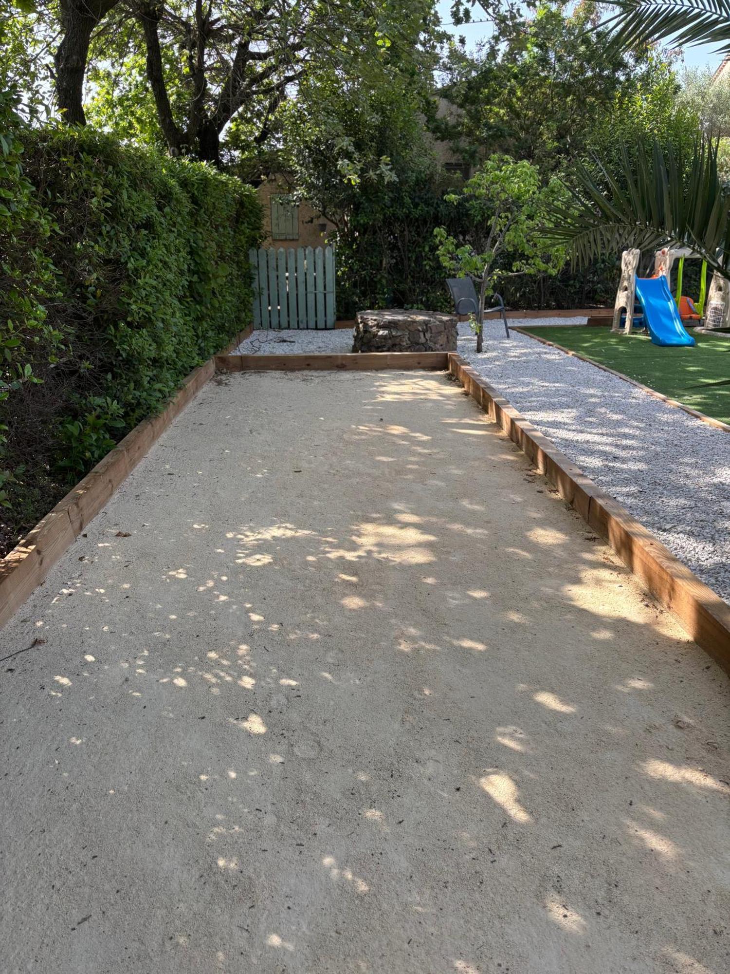 La Cigaliere 1 Charmant T1 Bis Avec Terrasse Dans Villa Sollies-Ville Esterno foto